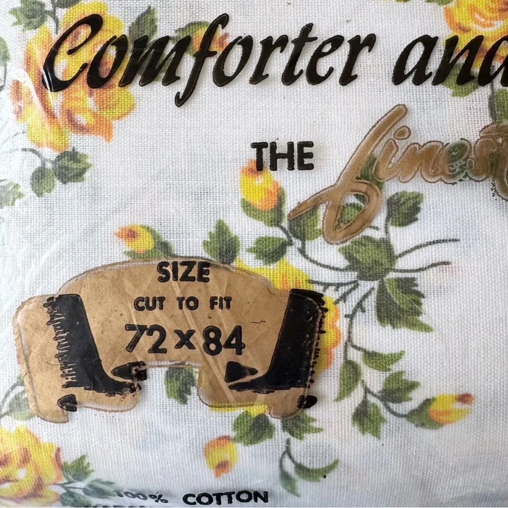 Vintage La Pauline Golden Line Floral Comforter/Blanket Cover